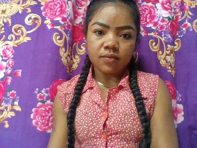 Elyah1a live cam on BongaCams