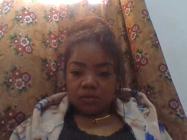 Elyah1a live cam on BongaCams