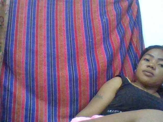 Elyah1a live cam on BongaCams