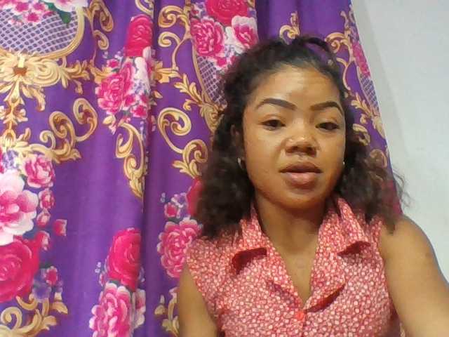 Elyah1a live cam on BongaCams