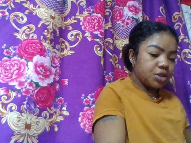 Elyah1a live cam on BongaCams