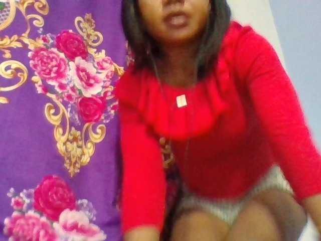 Elyah1a live cam on BongaCams