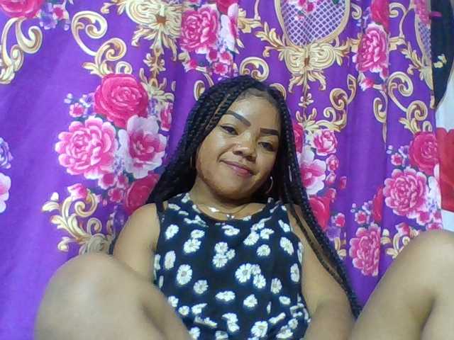 Elyah1a live cam on BongaCams