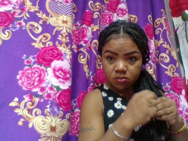 Elyah1a live webcam show
