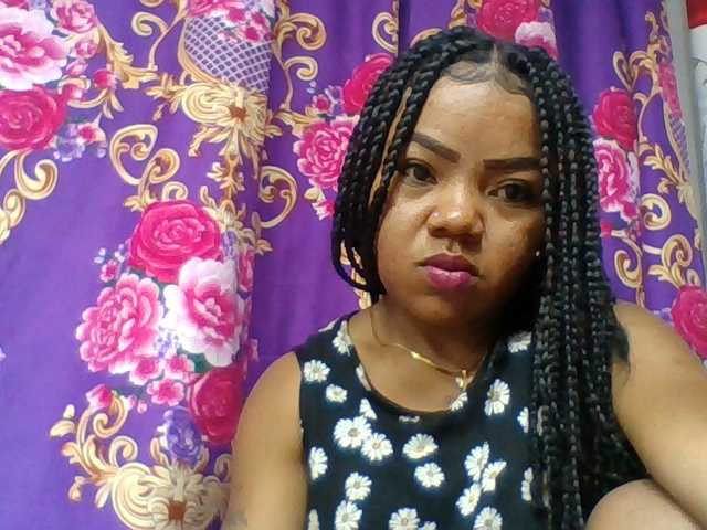 Elyah1a live cam on BongaCams