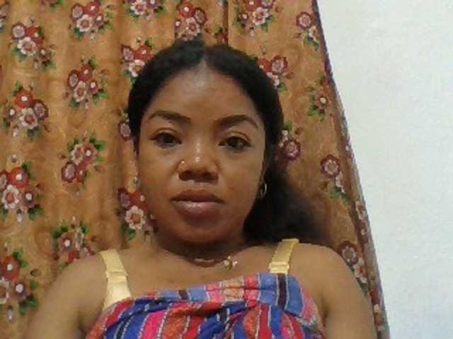 Elyah1a live cam on BongaCams