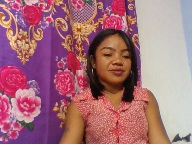 Elyah1a live cam on BongaCams