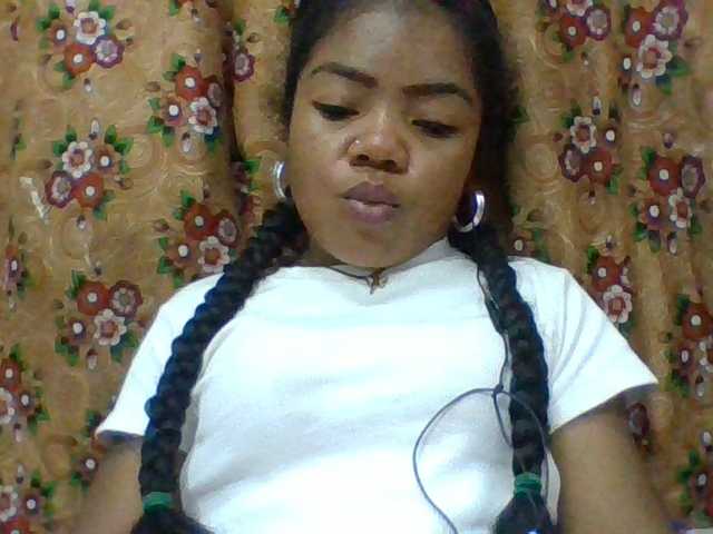 Elyah1a live cam on BongaCams