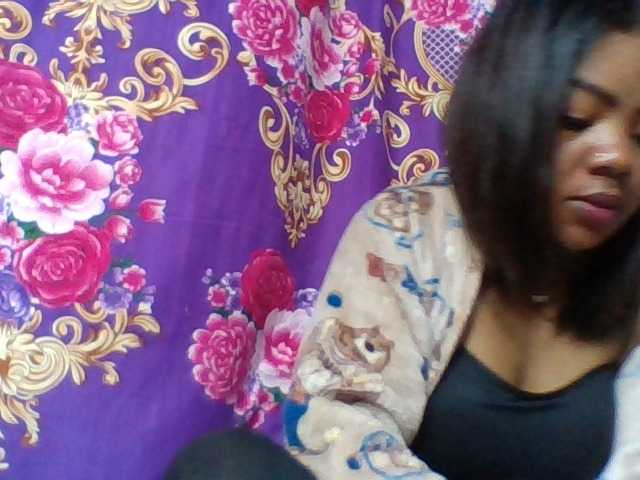 Elyah1a live cam on BongaCams