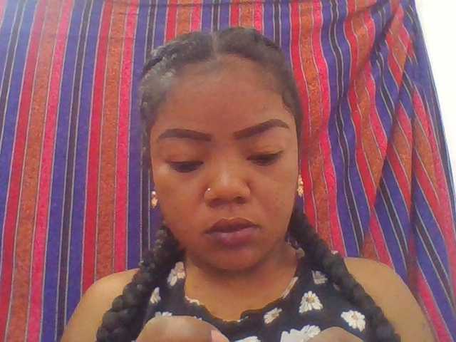 Elyah1a live cam on BongaCams