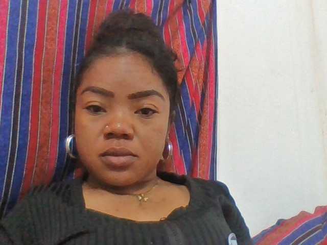 Elyah1a live cam on BongaCams
