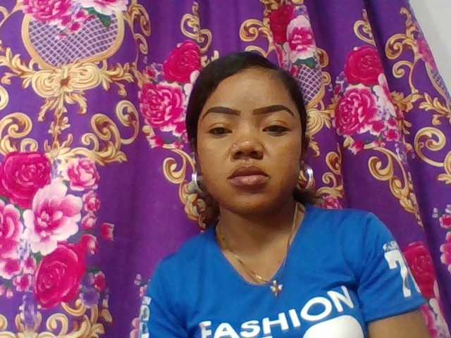 Elyah1a live cam on BongaCams