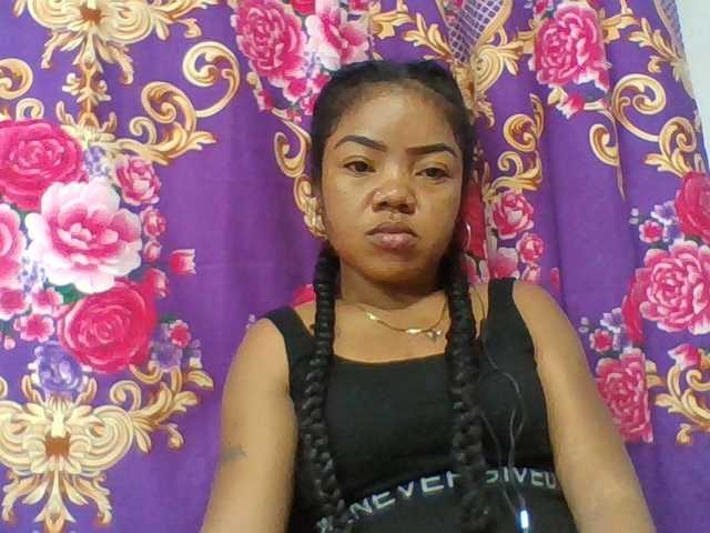 Elyah1a live cam on BongaCams