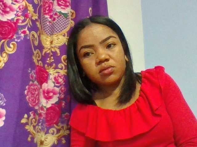 Elyah1a live cam on BongaCams