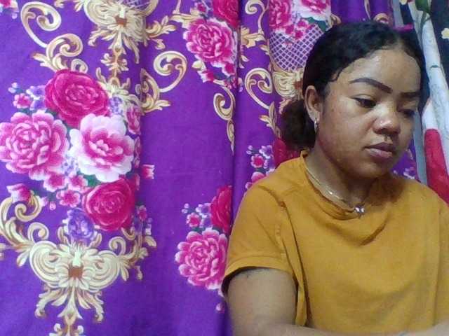 Elyah1a live cam on BongaCams