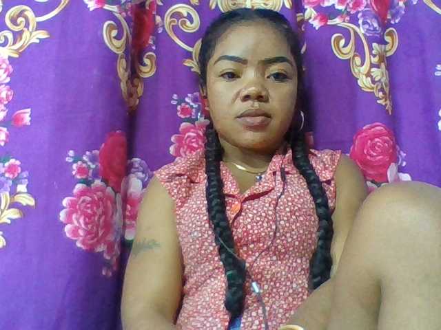 Elyah1a live cam on BongaCams