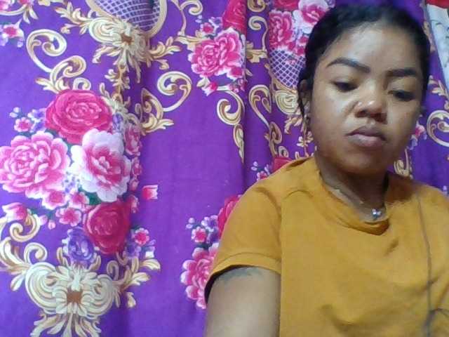 Elyah1a live cam on BongaCams
