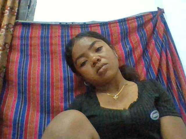 Elyah1a live cam on BongaCams