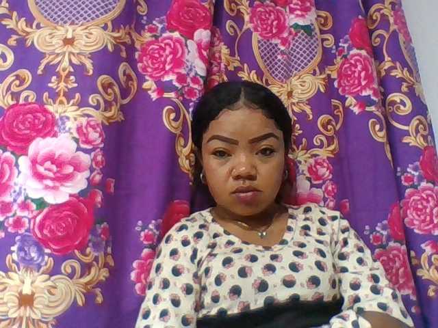 Elyah1a live webcam show