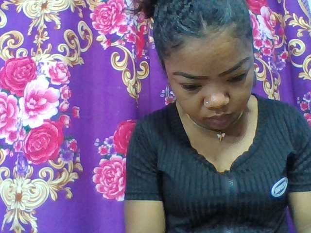 Elyah1a live cam on BongaCams
