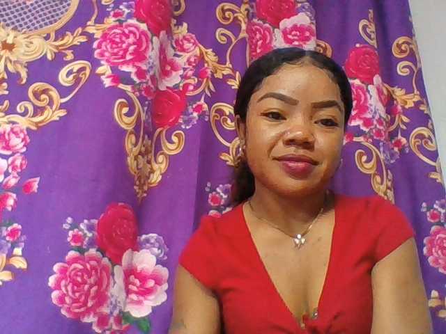 Elyah1a live cam on BongaCams