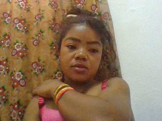 Elyah1a live cam on BongaCams