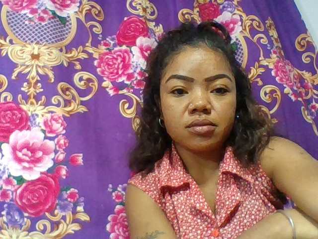 Elyah1a live cam on BongaCams