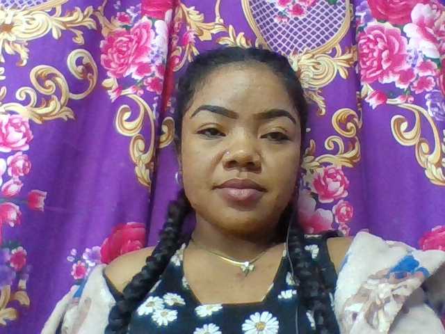 Elyah1a live cam on BongaCams