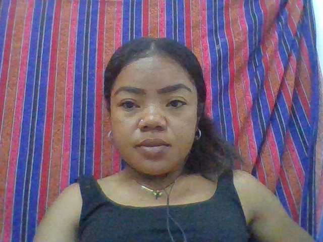 Elyah1a live cam on BongaCams