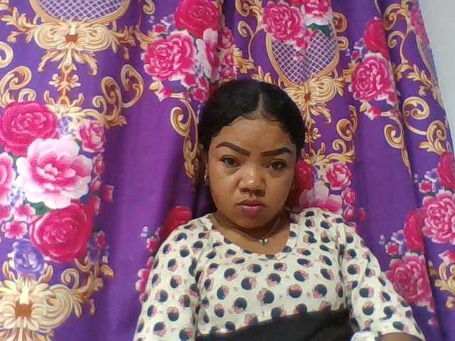 Elyah1a live webcam show