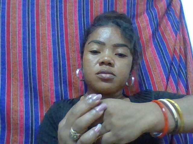 Elyah1a live cam on BongaCams