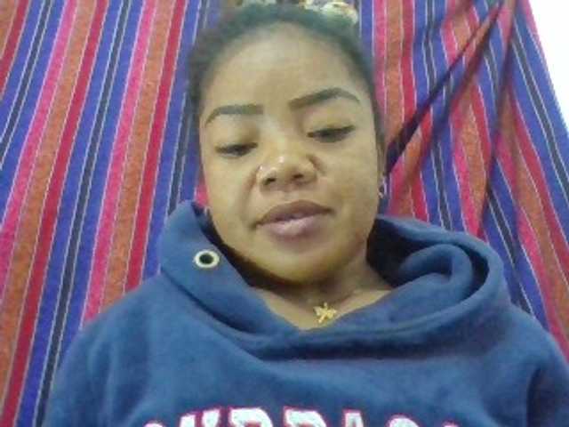 Elyah1a live cam on BongaCams