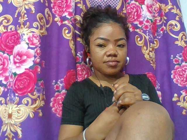 Elyah1a live cam on BongaCams