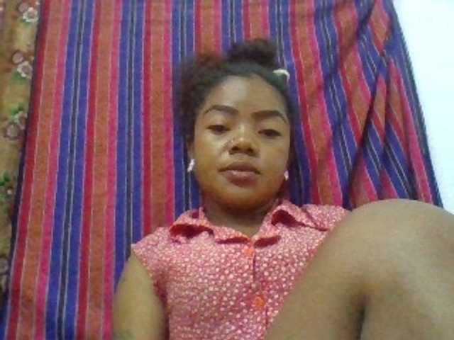 Elyah1a live cam on BongaCams
