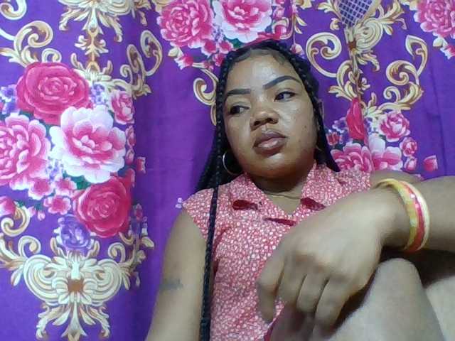 Elyah1a live cam on BongaCams