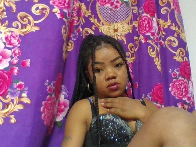 Elyah1a live webcam show