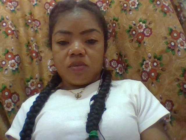 Elyah1a live cam on BongaCams