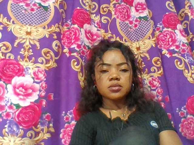 Elyah1a live cam on BongaCams