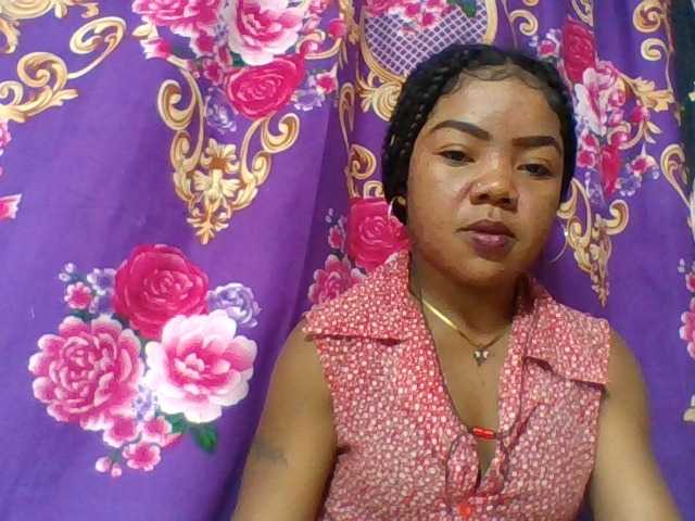 Elyah1a live cam on BongaCams