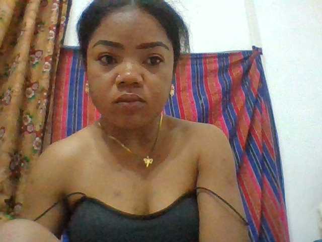 Elyah1a live cam on BongaCams