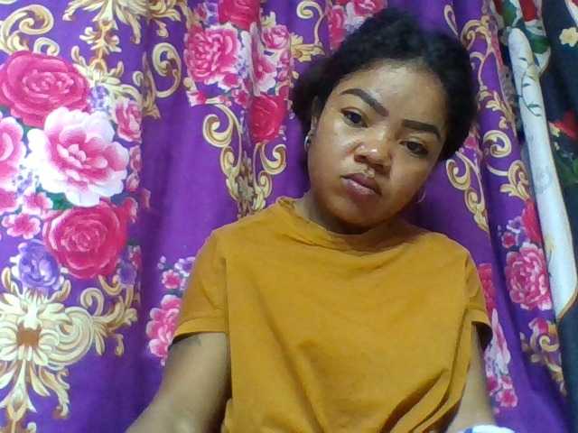 Elyah1a live cam on BongaCams