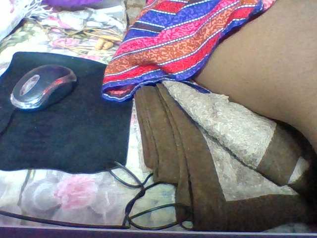 Elyah1a live cam on BongaCams
