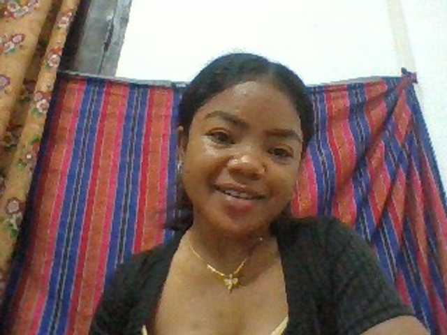 Elyah1a live cam on BongaCams