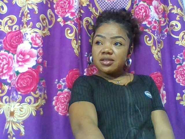 Elyah1a live cam on BongaCams