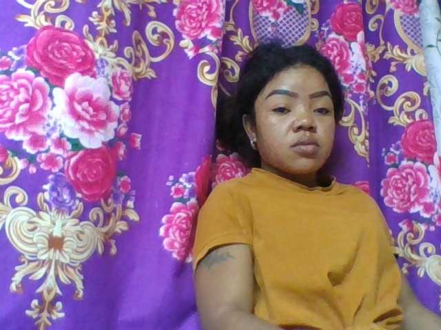 Elyah1a live cam on BongaCams