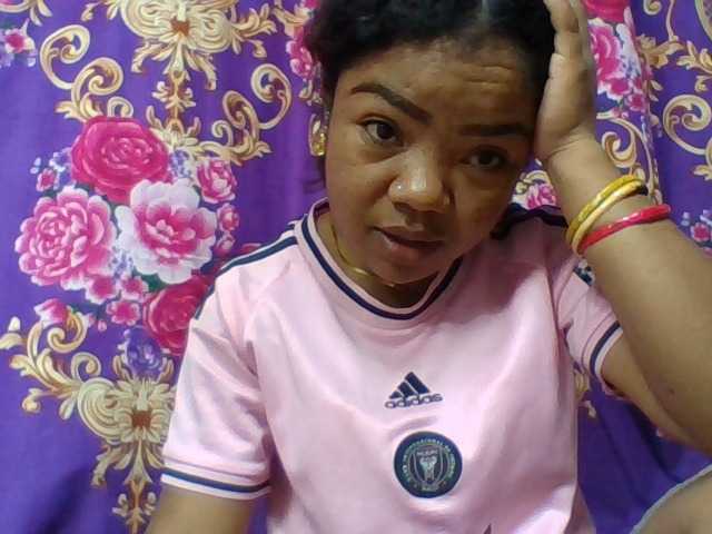 Elyah1a live cam on BongaCams