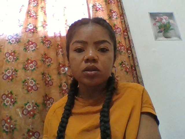 Elyah1a live cam on BongaCams