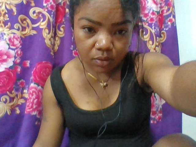 Elyah1a live cam on BongaCams