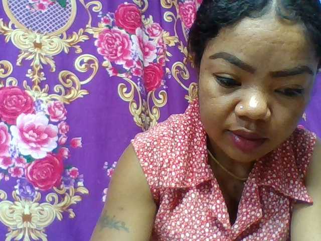 Elyah1a live cam on BongaCams