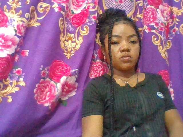 Elyah1a live cam on BongaCams